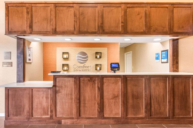 فندق Comfort Inn & Suites Bryant   Benton