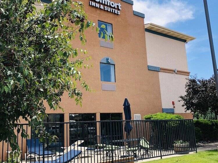 فندق Comfort Inn & Suites