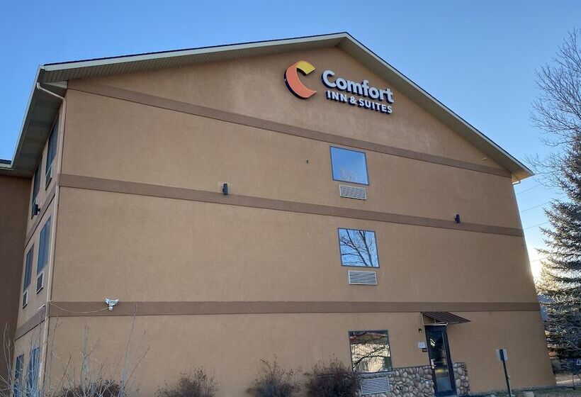 Отель Comfort Inn & Suites Gunnisoncrested Butte