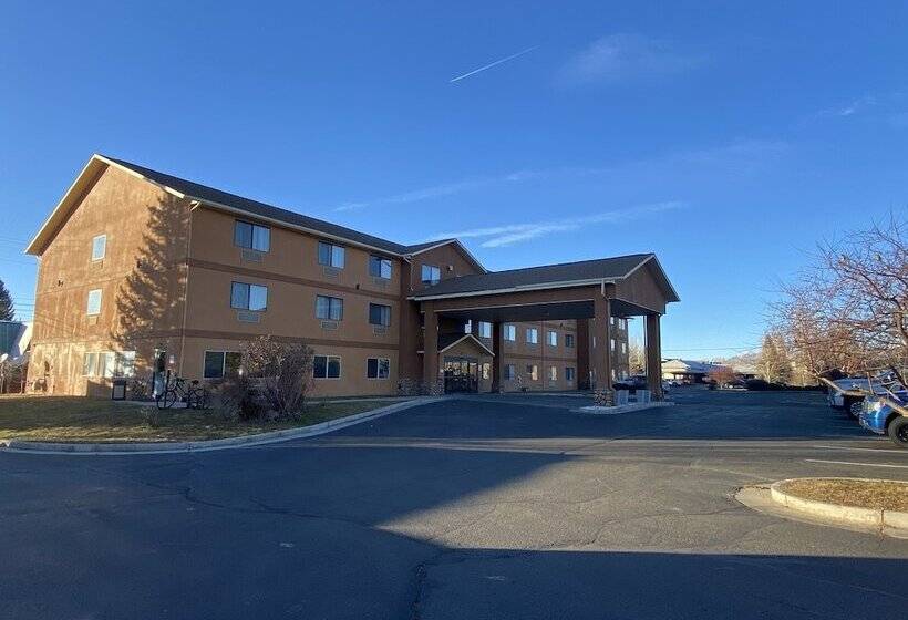 Отель Comfort Inn & Suites Gunnisoncrested Butte