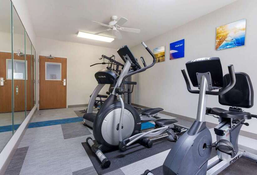 فندق Comfort Inn & Suites Hot Springs Midtown