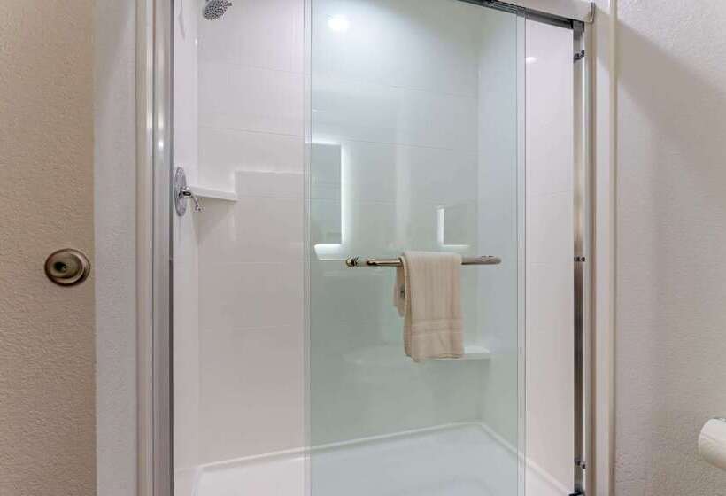 فندق Comfort Inn & Suites Hot Springs Midtown