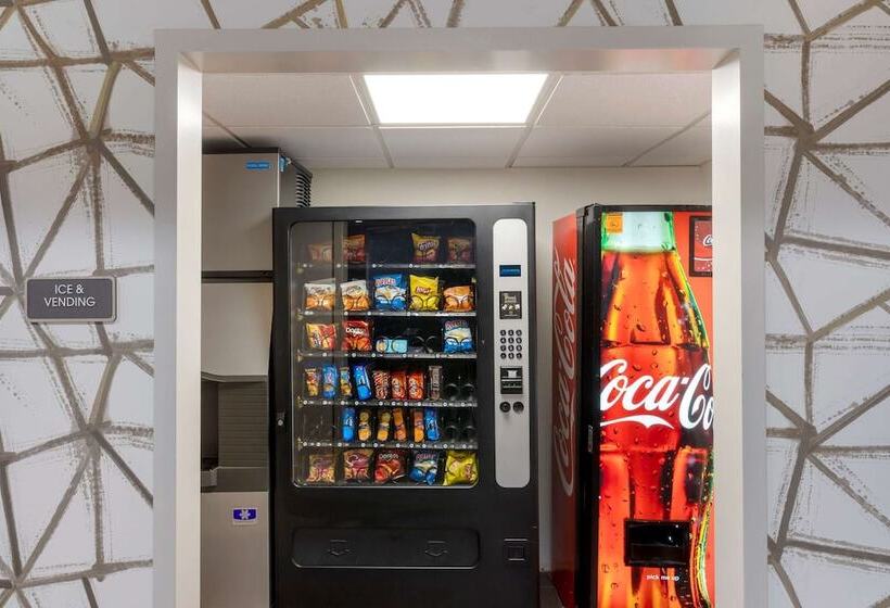 فندق Comfort Inn & Suites Hot Springs Midtown