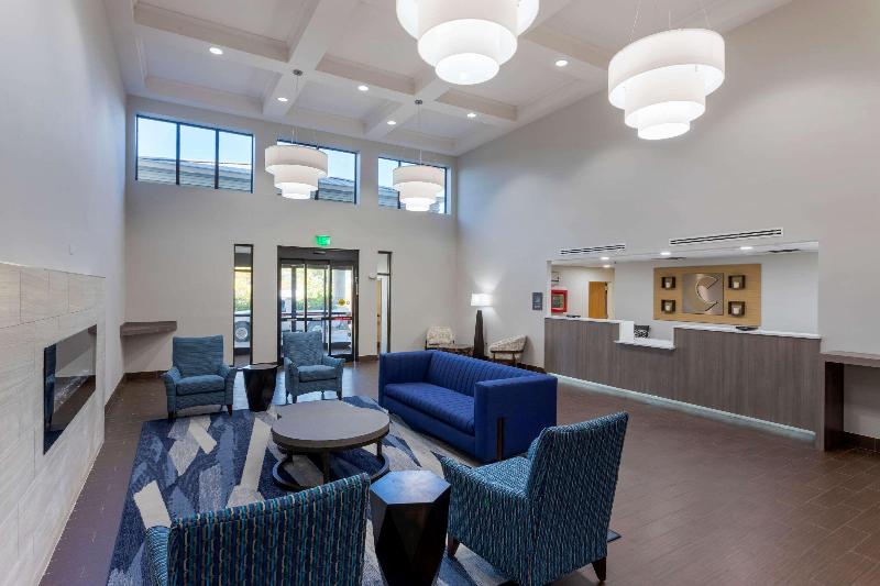 فندق Comfort Inn & Suites Hot Springs Midtown