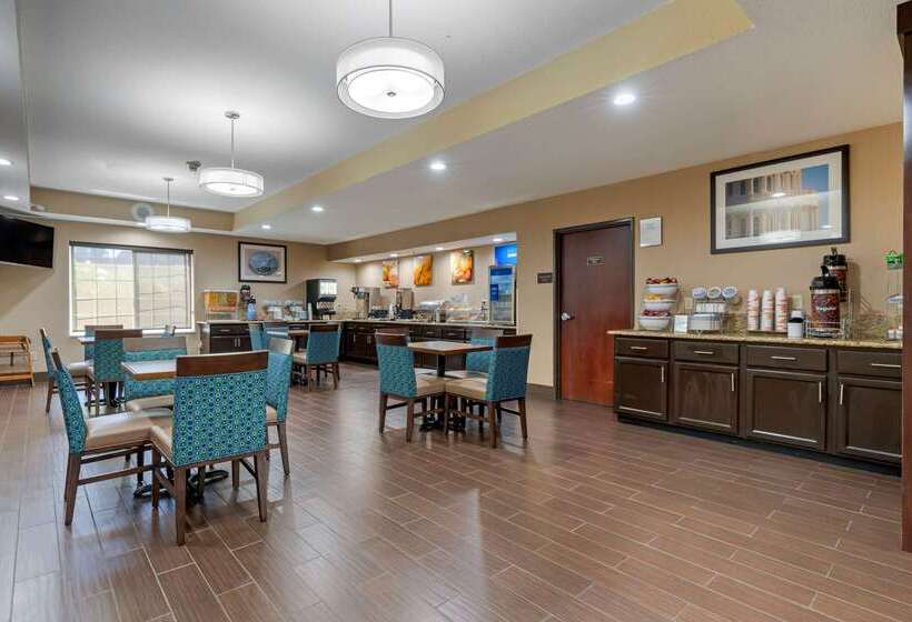 فندق Comfort Suites Downtown Sacramento
