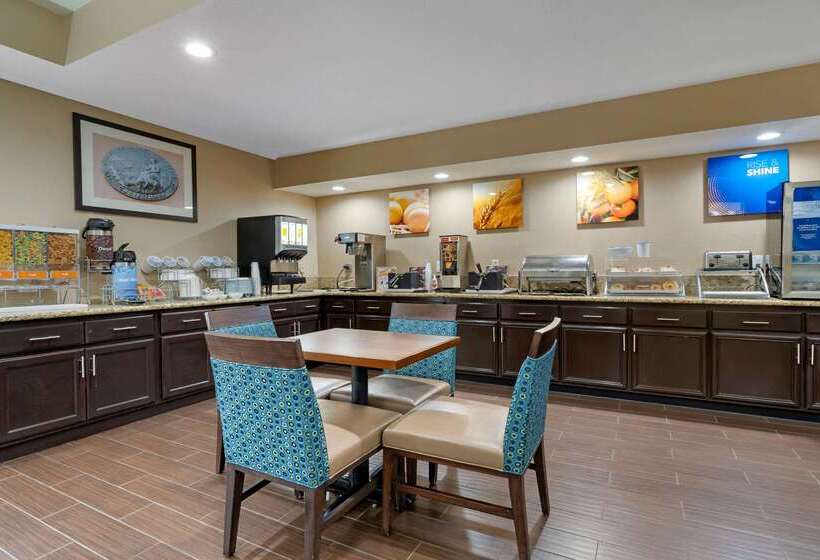 فندق Comfort Suites Downtown Sacramento