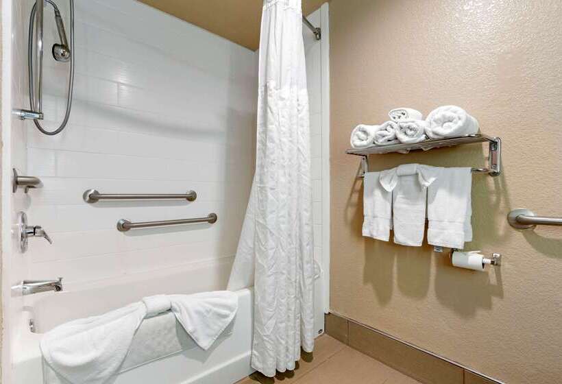 فندق Comfort Suites Downtown Sacramento