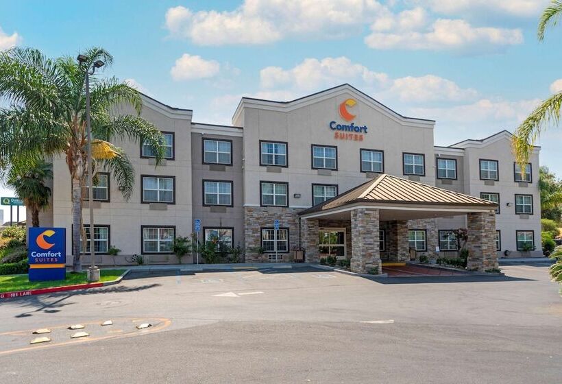 فندق Comfort Suites Downtown Sacramento