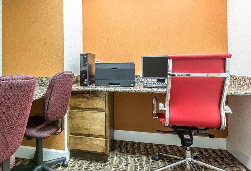 فندق Comfort Suites Downtown Sacramento