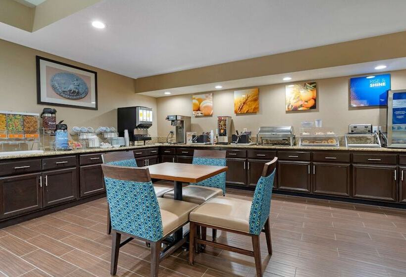 فندق Comfort Suites Downtown Sacramento