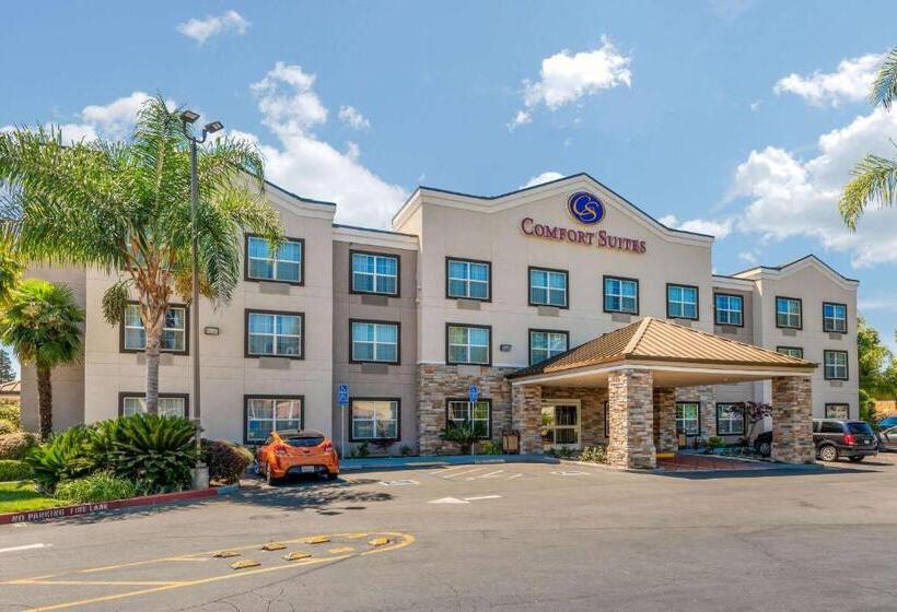 فندق Comfort Suites Downtown Sacramento