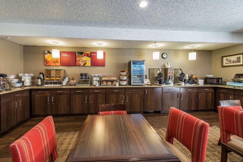 酒店 Comfort Suites Golden West On Evergreen Parkway