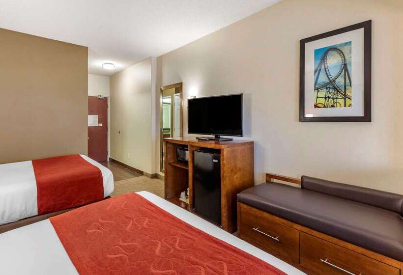 酒店 Comfort Suites Near Six Flags Magic Mountain