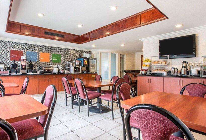 هتل Comfort Suites Oceanside Camp Pendleton Area