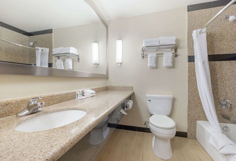 فندق Comfort Suites Oceanside Camp Pendleton Area