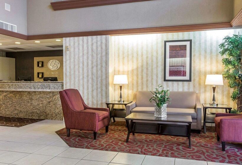 Отель Comfort Suites Palm Desert I10