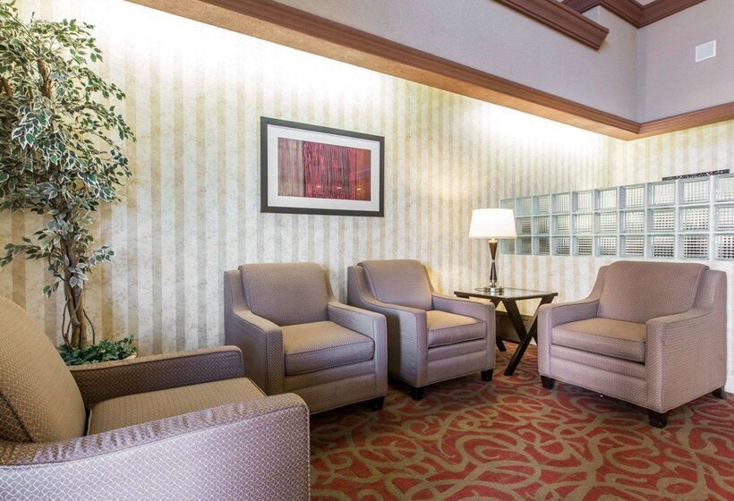 Отель Comfort Suites Palm Desert I10