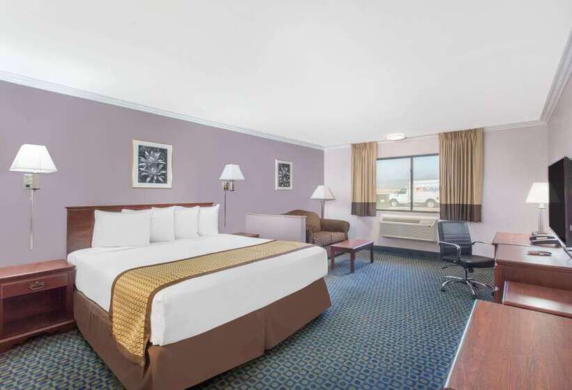 ホテル Days Inn By Wyndham Indio