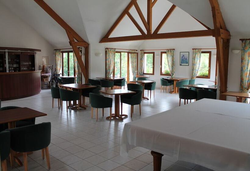 Logis Hotel Restaurant De L Abbaye