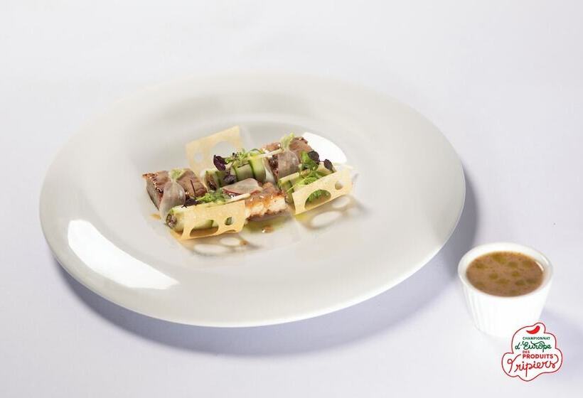 Logis Hotel Restaurant De L Abbaye