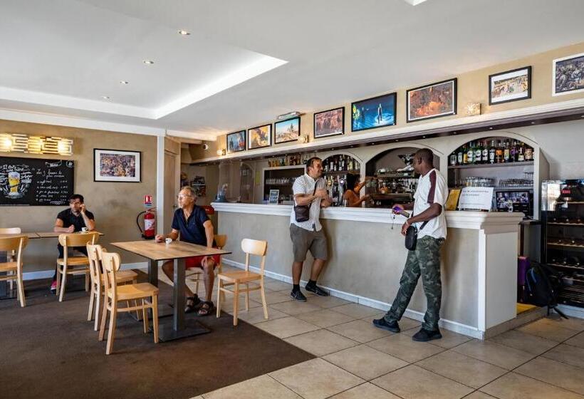 ホテル De La Gare