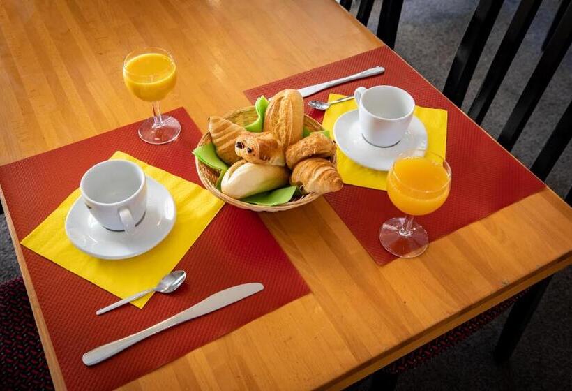 ホテル De La Gare