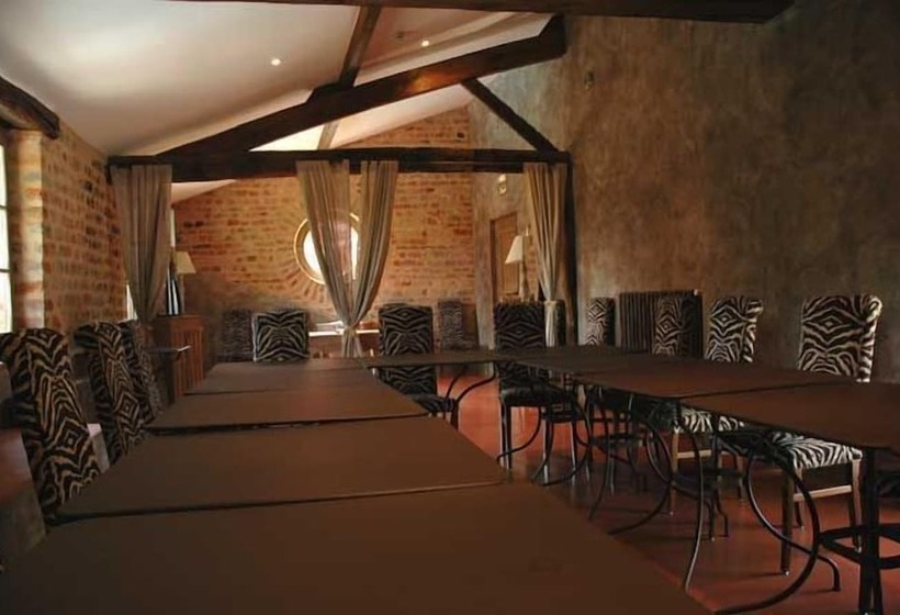 فندق Hôtel De La Tour