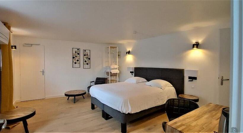 Отель De Normandie