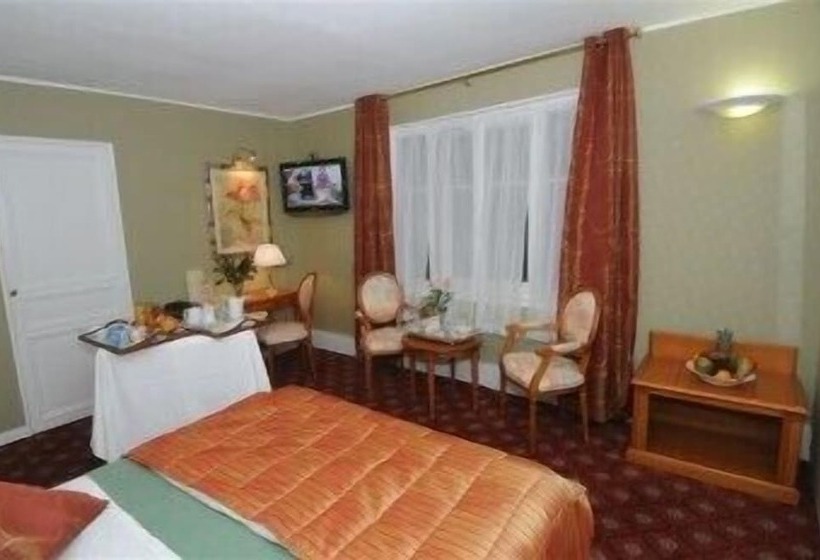 Отель De Normandie