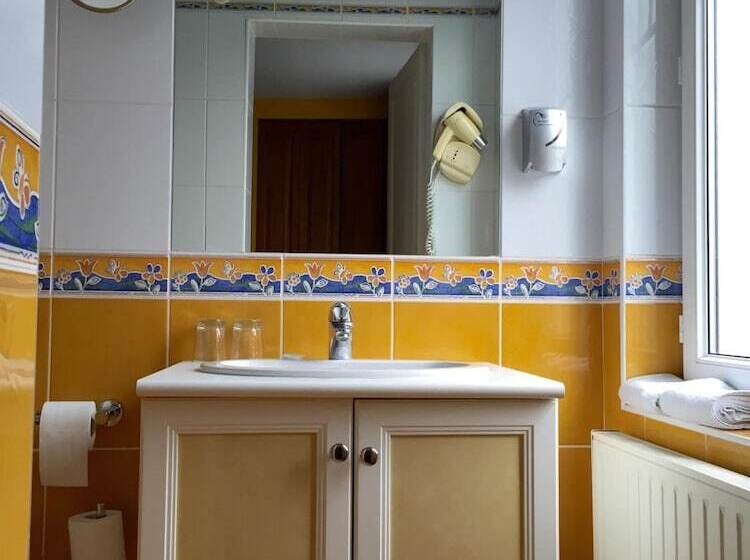 Отель De Normandie