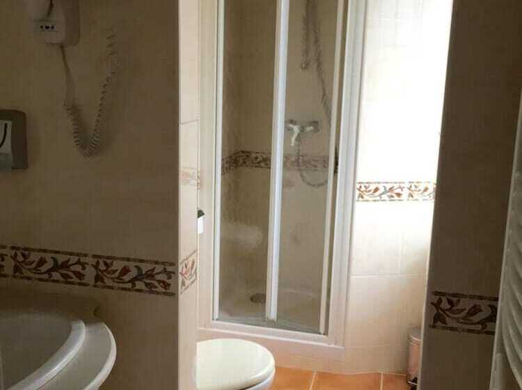 Отель De Normandie