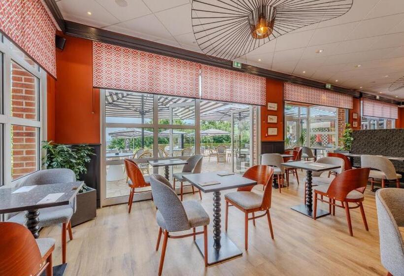 בית מלון כפרי Dormy House