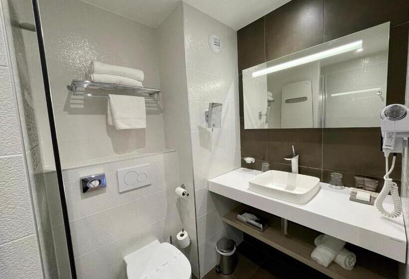 בית מלון כפרי Dormy House