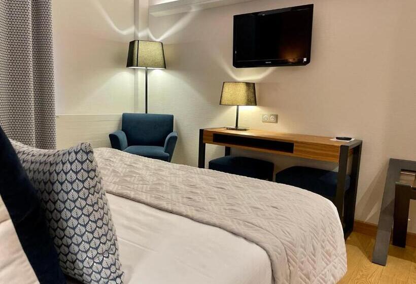 בית מלון כפרי Dormy House