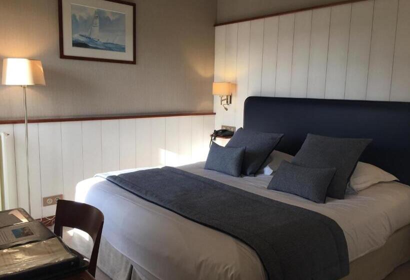 בית מלון כפרי Dormy House