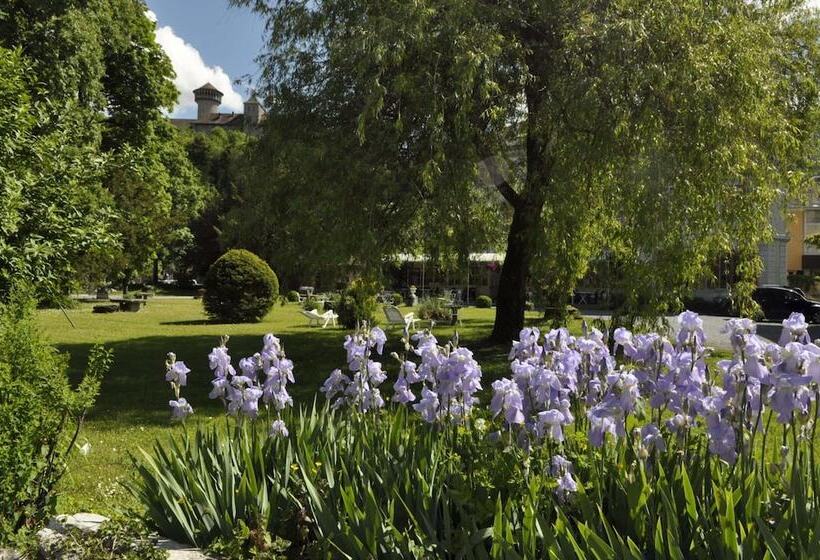 בית מלון כפרי Du Parc   Manoir Du Baron Blanc