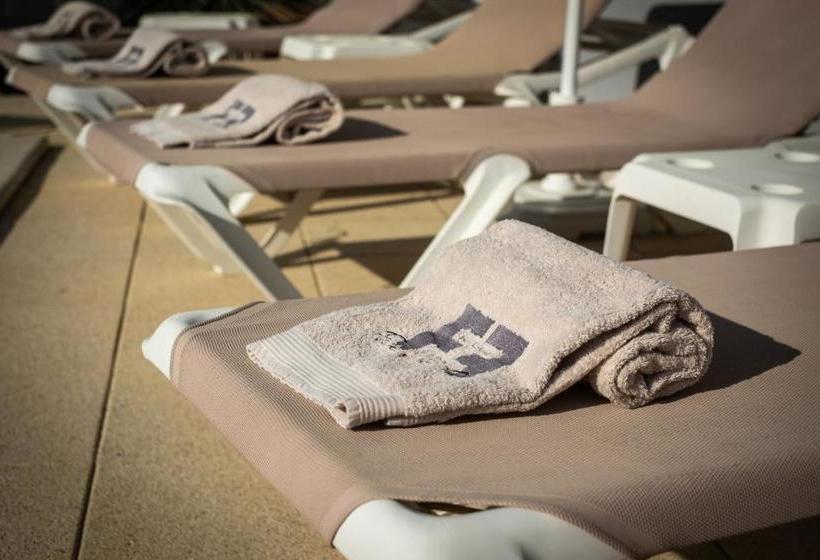 Отель Face Aux Flots