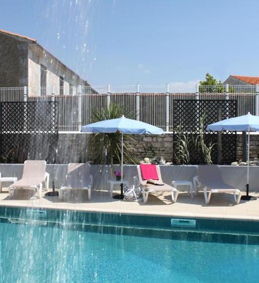 Отель Face Aux Flots