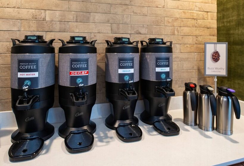 호텔 Fairfield Inn And Suites By Marriott Bakersfield Central