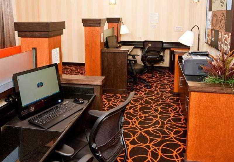 Отель Fairfield Inn & Suites By Marriott San Francisco Airport