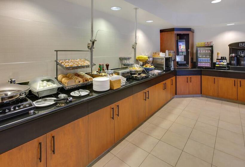 Отель Fairfield Inn & Suites By Marriott San Francisco Airport