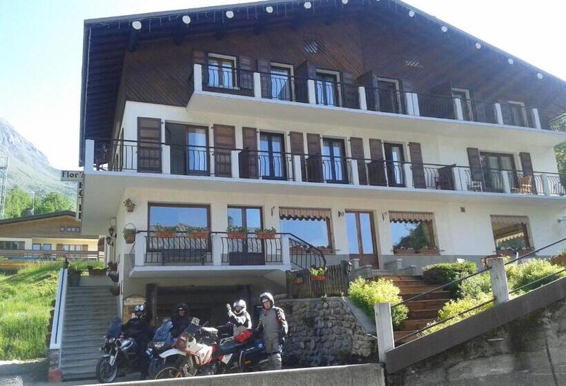 호텔 Flor Alpes