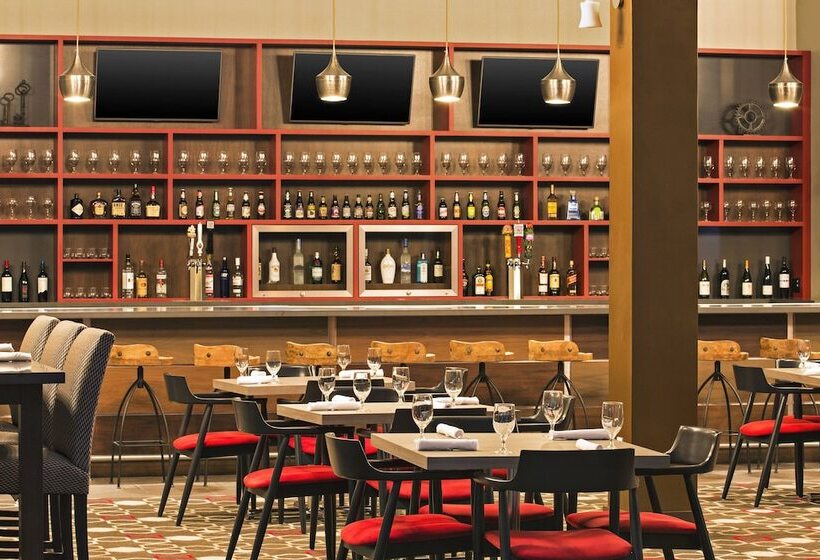 فندق Four Points Bentonville