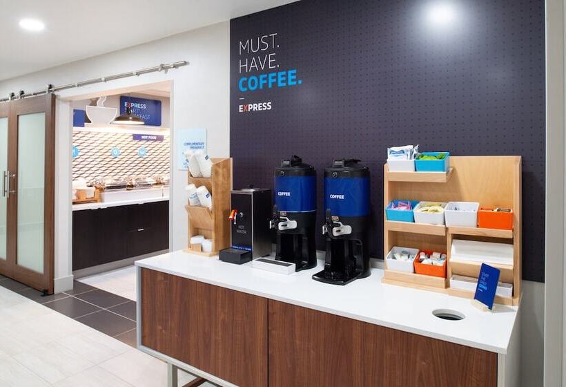 בית מלון כפרי Holiday Inn Express   Santa Rosa North, An Ihg