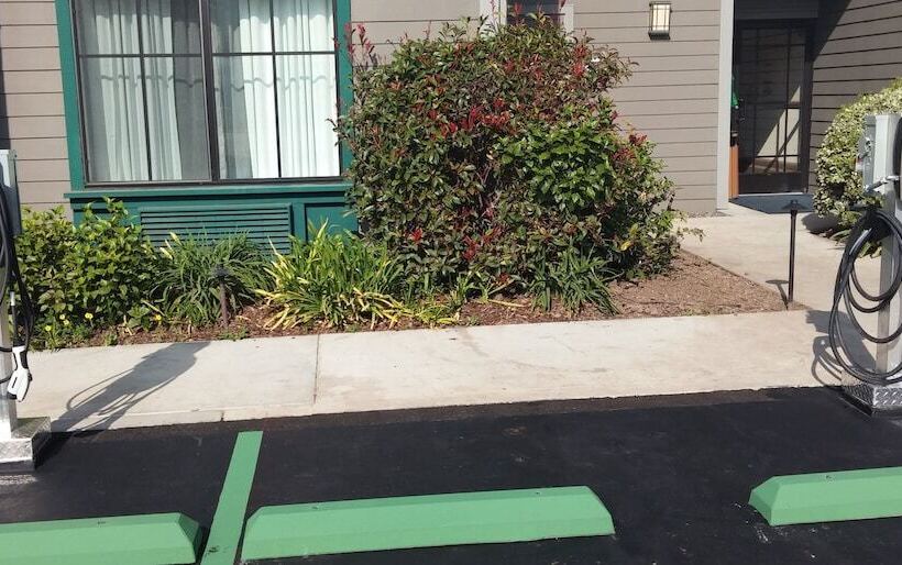 호텔 Holiday Inn Express & Suites Carpinteria, An Ihg