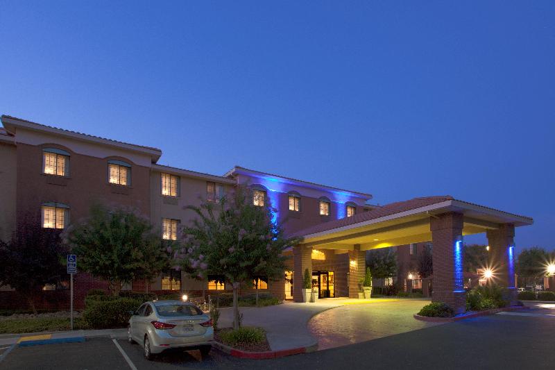 בית מלון כפרי Holiday Inn Express Davis University Area, An Ihg