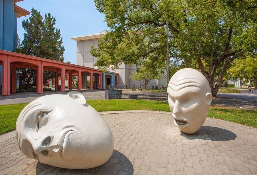 בית מלון כפרי Holiday Inn Express Davis University Area, An Ihg