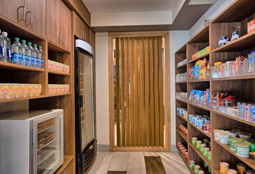 בית מלון כפרי Holiday Inn Express Davis University Area, An Ihg