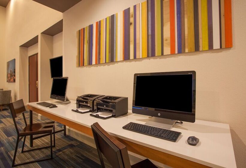 בית מלון כפרי Holiday Inn Express Davis University Area, An Ihg