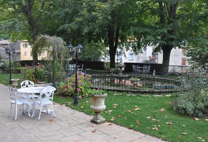 فندق Logis Hostellerie Du Grand Duc Hôtel Restaurant